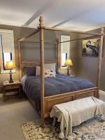 Hedge House - luxury, space, style, great location - B&B
