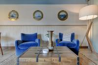 Royal Navy Suite: Modern Flat in Heart of Victoria - B&B