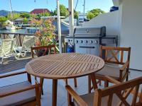 Beautifully renovated villa close to the beach - Bed and Breakfast