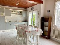 Maison de Pays avec Grand Jardin, Proche Centre et Plage - FR-1-231-294 - Chambres d’hôtes Bretignolles-sur-Mer