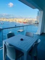 Sliema Seaview & seafront- APT 9, 49 Tigne Point Mansions - B&B Sliema