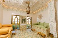 Colorful traditional Riad w/views of Spain - B&B Tangeri