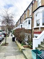 Great Value London Apartment with Garden in Tufnell Park near Emirates Stadium and 10 mins to Kings Cross - B&B London