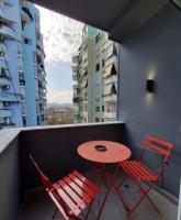 Helga’s Deluxe 3 Apartment - Chambres d’hôtes Tirana