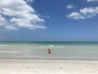 Ocean view balcony with heated pool - B&B St. Pete Beach