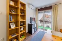 Cosy Remodeled apartment in the City center - B&B Fundão