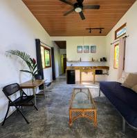 B&B Bocas del Toro - Casa Salvaje Vacation Rentals - Bed and Breakfast Bocas del Toro