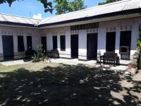 Penginapan & Homestay Ratu Pantai - Bed and Breakfast Cikadal