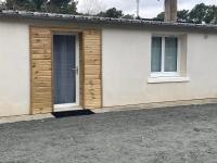 Single Room with Private Bathroom