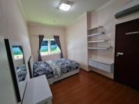 Apartment mit Poolblick