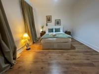 Park View Homestay - B&B Barking
