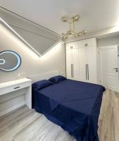 Двухкомнатная элитка АзияМолл - Bed and Breakfast