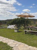 La demeure des poètes gîtes - B&B Les Cabannes