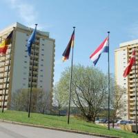 Schöne Ferienwohnung mit Schwimmbad, Sauna und Balkon - B&B