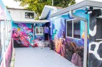 Cozy & Colorful Miami Art Canvas w/HotTub & Murals - B&B Miami