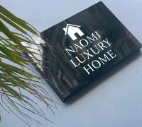 Naomi Luxury Home - B&B