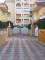 Adosado/casa con terraza y buhardilla. Playa El Perelló - B&B El Perelló