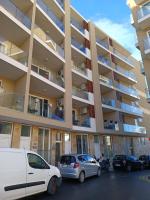 Spacious, bright & modern 3 bedrooms, balcony APIC1-1 - B&B Imsida