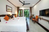 Deluxe Twin Room With Palm View