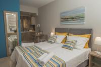 Habitación Triple con vistas a la montaña