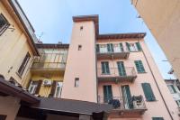 Cozy Apt with Balcony- Como City Center! - Bed and Breakfast