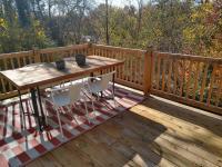 Charming Family Home Sleeps 8 near DC, Historic Old Town VA, & National Harbor - Ferienwohnung