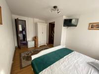 Chambre Lit Queen-Size avec Balcon