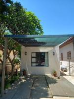 Spacious, bright private flat - B&B
