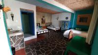 Eco Hotel Uxlabil Atitlan