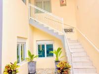 Résidence imeris mbour 8 chambres - B&B Dinnguiraye