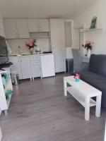 Apartman Anja - B&B Surčin