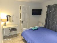 The Reading apartment with gardens, suitable for contractors - B&B Reading