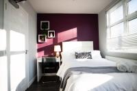 B&B Luton - Dunstable Rd Modern Ensuites by Pioneer Living - Bed and Breakfast Luton