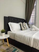 THREE ROOMS WITH WIFI HOMESTAY D’RAZAK IN KUALA TERENGGANU - B&B