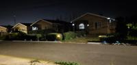 Zen at Phoenix- (24hr security) Gated Community - B&B
