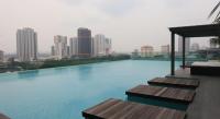 Paragon Suites @ CIQ - 1BR + Balcony + Jacuzzi