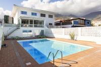 Home2Book Stunning Sea Views House, Private Pool - B&B Candelaria