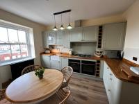 B&B Lowestoft - Luxury Penthouse Apartment - Bed and Breakfast Lowestoft