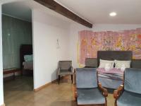 Family Room (2 Adults + 1 Child)