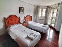 H130 Villa adosada con jardín y txoko by Egona - B&B Zarautz