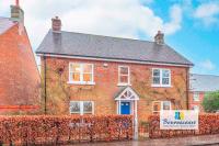 TAYLOR DRIVE by BOURNECOAST - A Lovely Countryside Family Home with a Garden and Parking - HB1522 - B&B Bournemouth