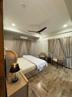 The Walnut: 1BHK Luxury Apt Self Checkin - B&B