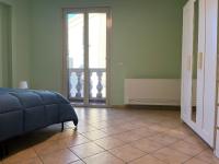 Appartamento con 3 Camere da Letto