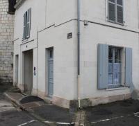Studio cosy au pied du château - Bed and Breakfast