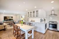 90 Walk Score, Steps to Beach, Dining - Bed and Breakfast Carlsbad