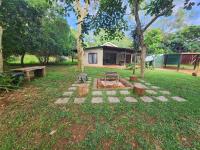 Mkumbi Farm Cottage - B&B Hluhluwe