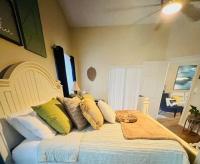 Pool, Near Disney and other great places! - Bed and Breakfast