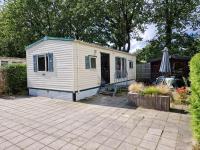 B&B Schoonloo - Chalet ZonZeeSion 15 with Bikes, Airco and Outdoor Pool! - Bed and Breakfast Schoonloo