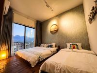 Family Room with Mountain View