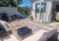Tiri Cottage - Sea Views in Oneroa by Waiheke Unlimited - B&B